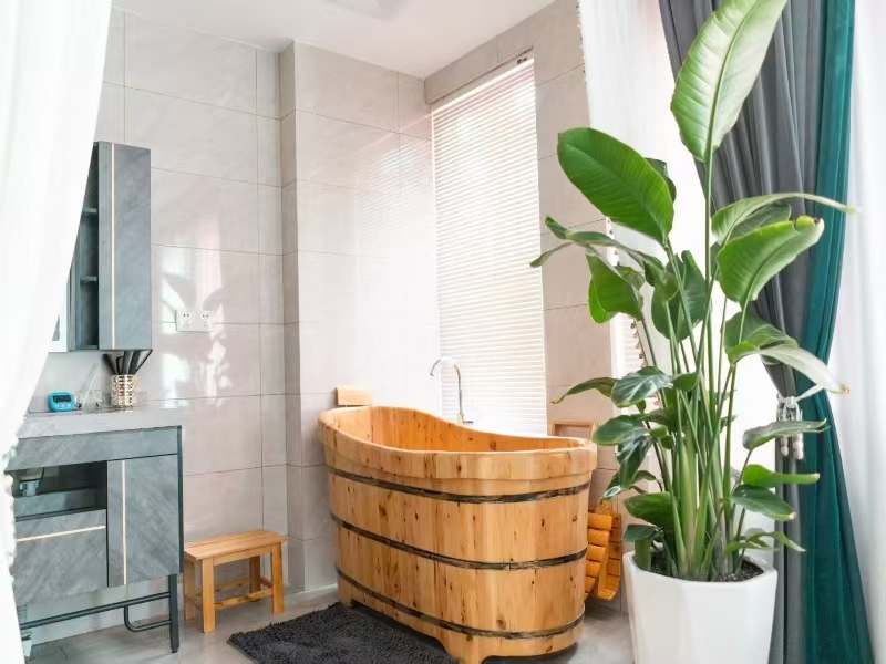 好运转（洛樱阁养生会所）书香名苑小区门口160㎡美容店转让、