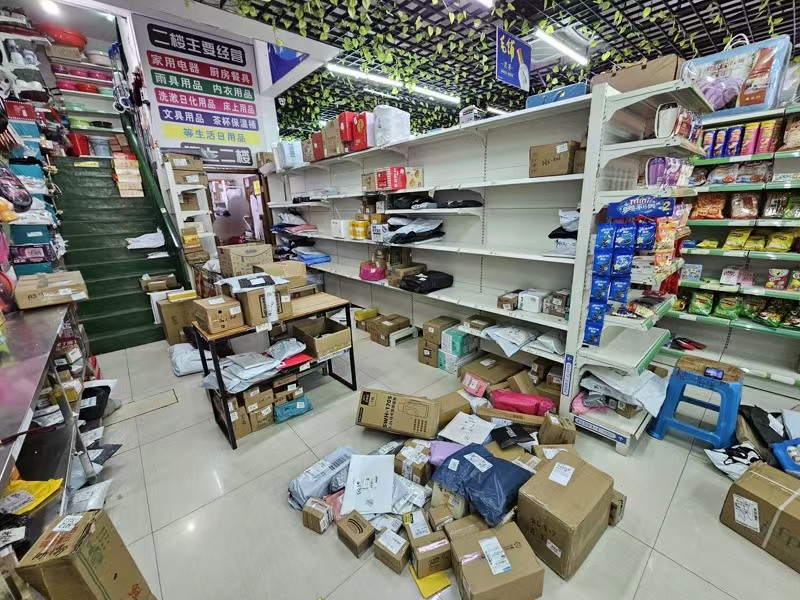 好运转（世纪华联超市）巴黎都市大型中高端小区门口纯一层超市转让