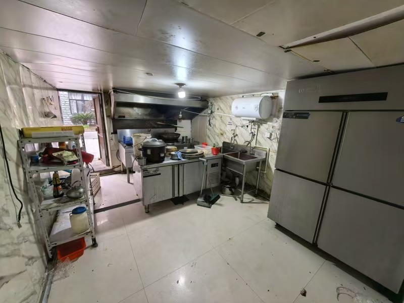 好运转（丈母娘杀猪饭）桐乡市民兴路小蜜蜂商圈餐饮店转让