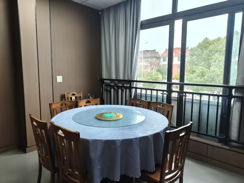 好运转（鲜丰小馆）海宁丰收路200平餐饮店转让