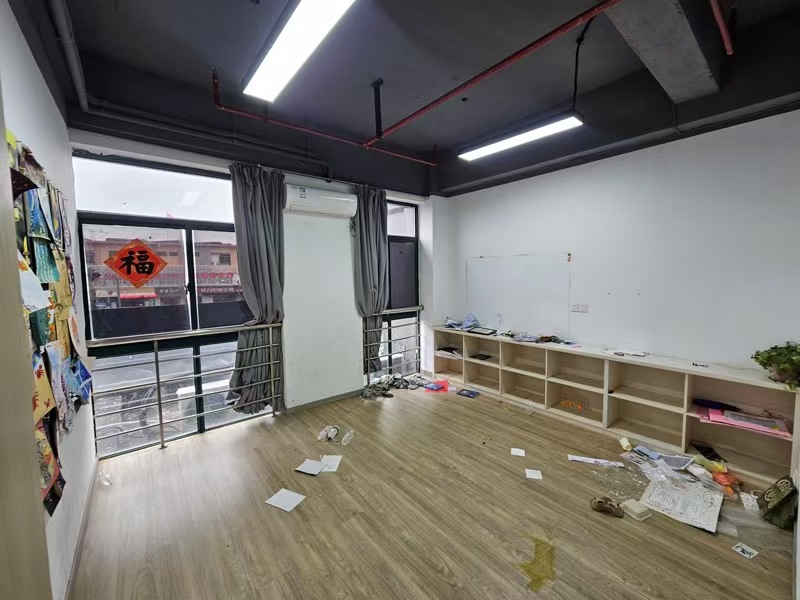 好运转（280㎡店铺转让）秀洲区工业重镇餐饮街280㎡店铺转让