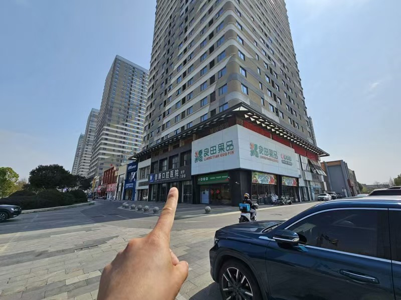 好运转(德康口腔医院)南湖区春江中心大拐角旁400㎡商铺出租