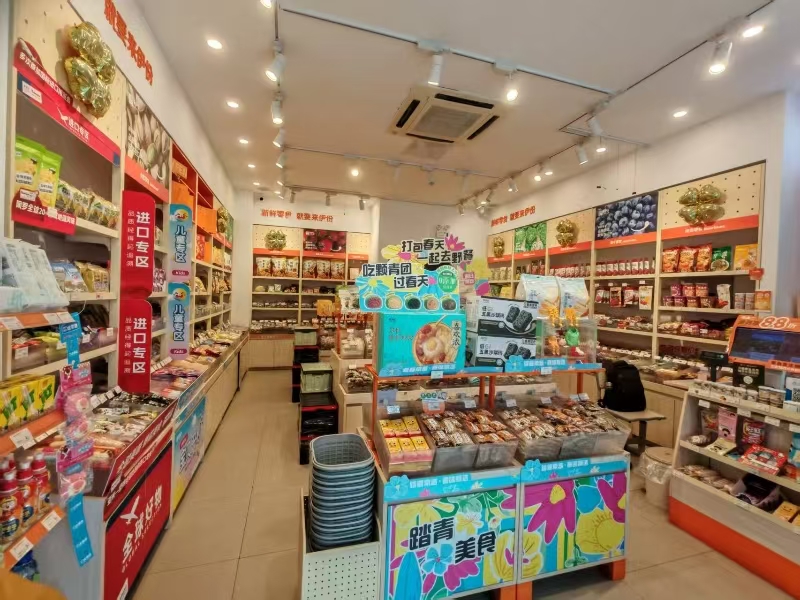 好运转（来伊份）学校、成熟小区门口小吃店转让