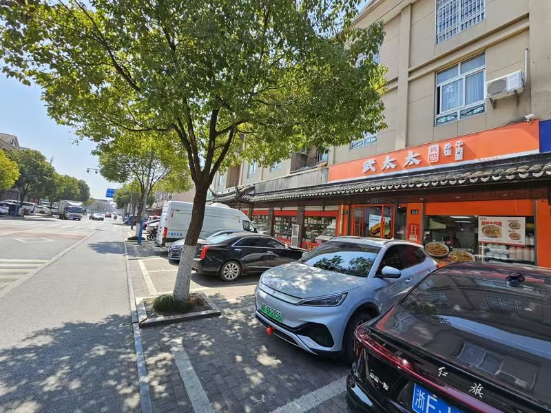 好运转(武太太锅贴)秀洲区五星菜场旁纯一层80㎡品牌小吃店转让