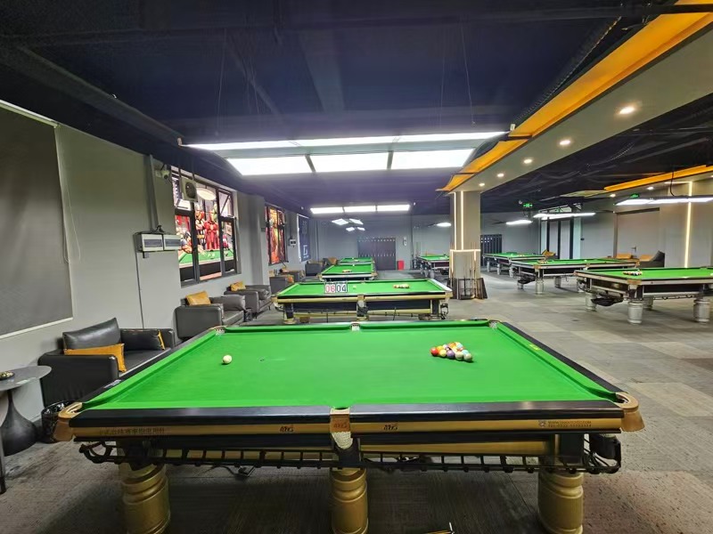 好运转（战云台球）大学城门口美食街商业中心 营业中300㎡台球厅转让