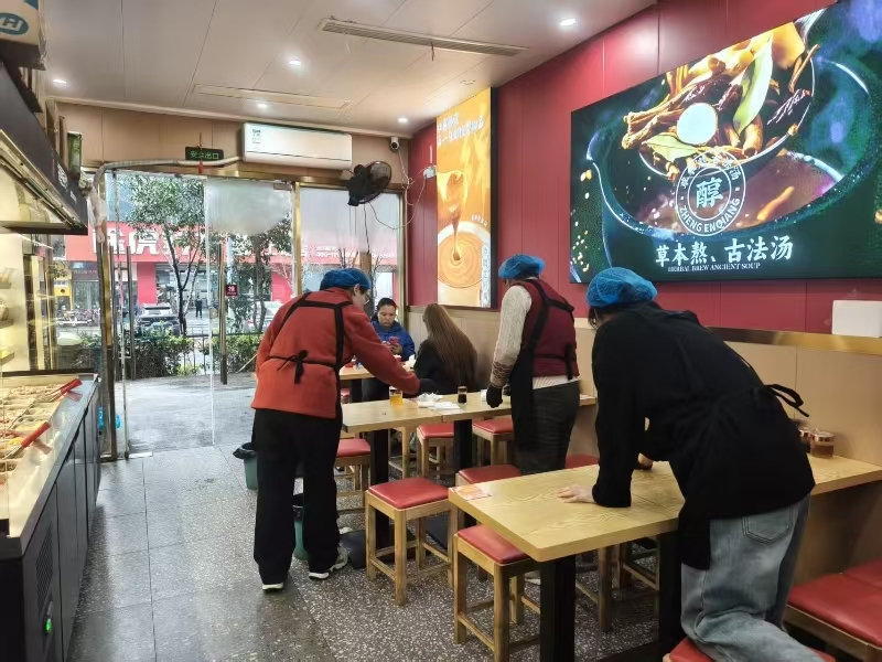 好运转（郑恩强麻辣烫）嘉兴写字楼底商麻辣烫店转让