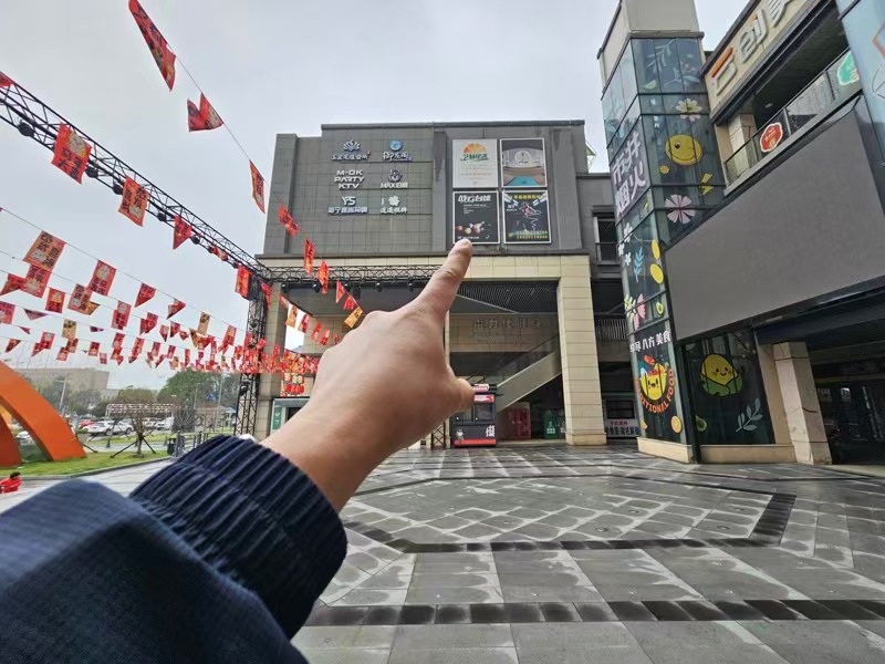 好运转（战云台球）大学城门口美食街商业中心 营业中300㎡台球厅转让