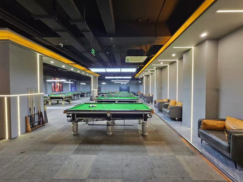 好运转（战云台球）大学城门口美食街商业中心 营业中300㎡台球厅转让