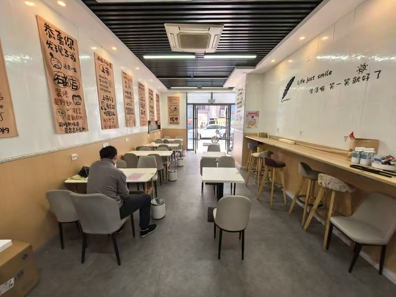 好运转（刀叉与牛）嘉兴市南湖区台升国际牛排店转让