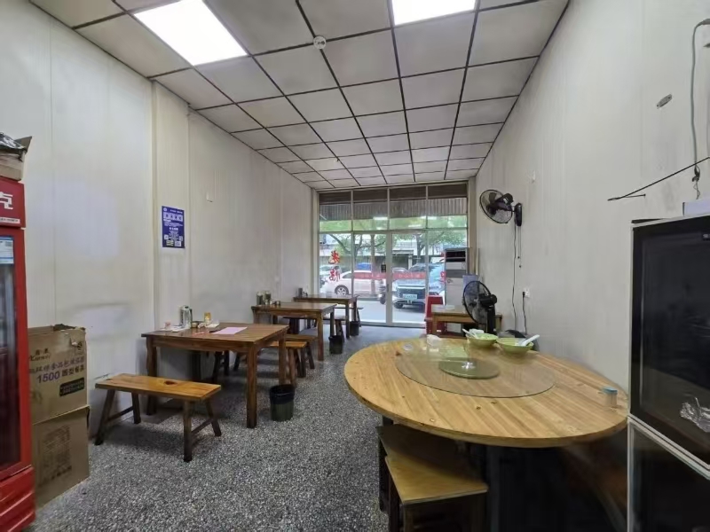 好运转（徽乡小炒）濮院大型工厂对面小吃店转让