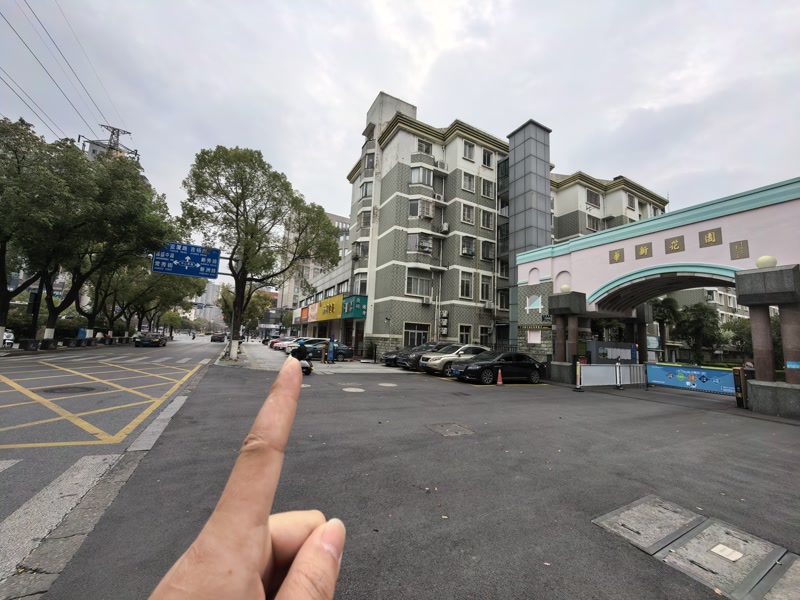 好运转（乔杉杉生烫牛肉米线）秀洲区老大润发网红米线小吃店转让