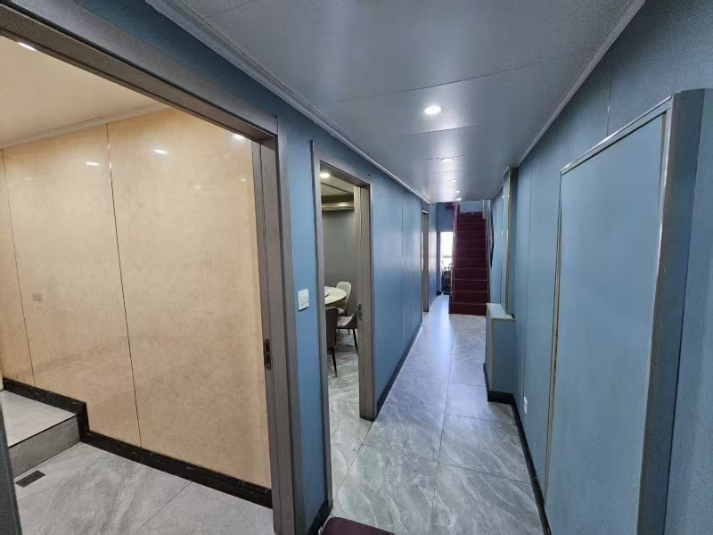 好运转（巴适川味馆）因身体原因转让130㎡餐饮店、有口粮证