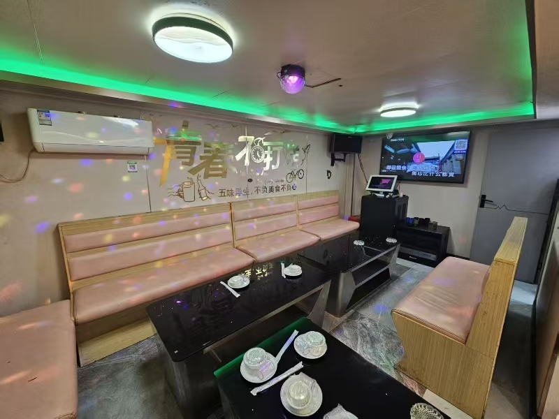 好运转（巴适川味馆）因身体原因转让130㎡餐饮店、有口粮证