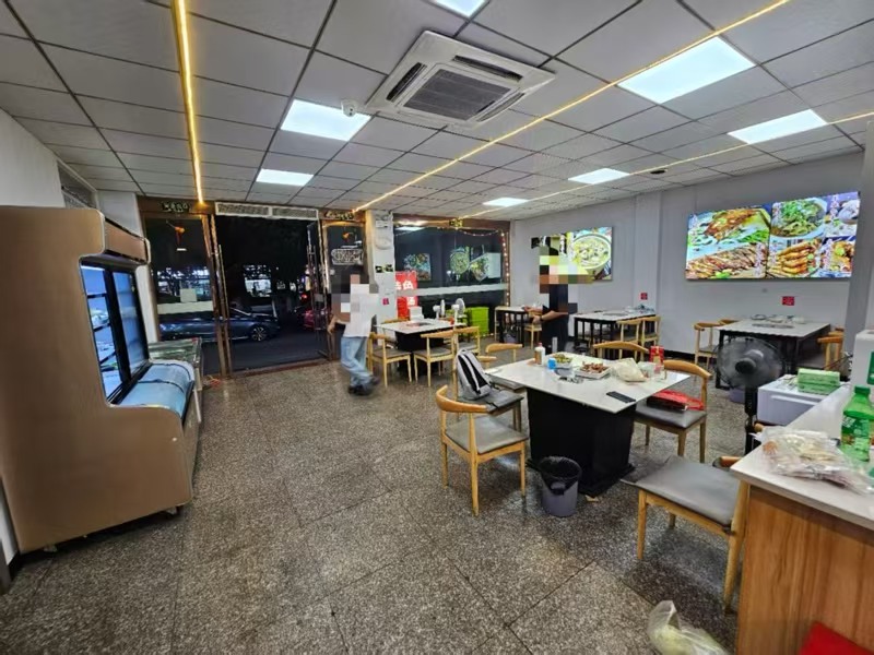 好运转（李大头全羊馆烧烤）工业厂区附近纯一层150平烧烤店转让