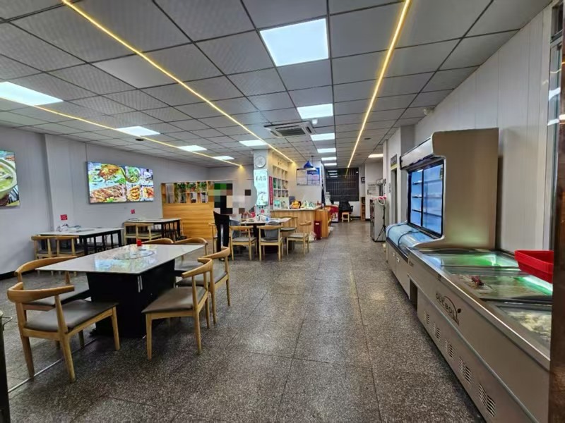 好运转（李大头全羊馆烧烤）工业厂区附近纯一层150平烧烤店转让