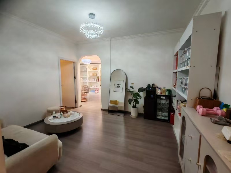 好运转（大涵国际）成熟小区、美食街美容店转让