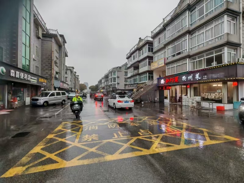 好运转（大涵国际）成熟小区、美食街美容店转让