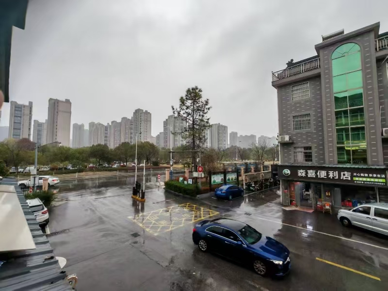 好运转（大涵国际）成熟小区、美食街美容店转让