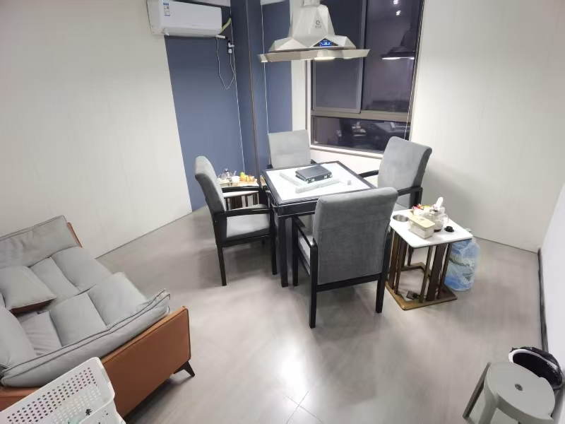 好运转（四季风享）南湖区餐饮美食一条街280㎡精装棋牌室转让、