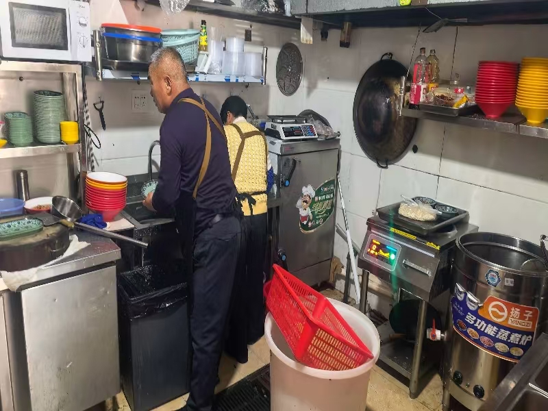 好运转（银鸿淮南牛肉汤）海宁多个工业区对面牛肉汤店转让