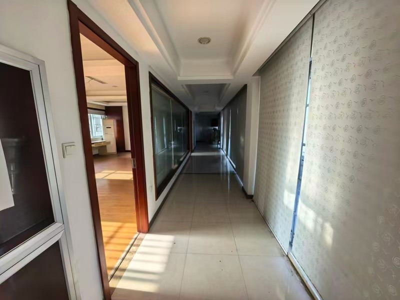 好运转(王江泾汽修店)王江泾省道路口正拐角汽修店出租或转让