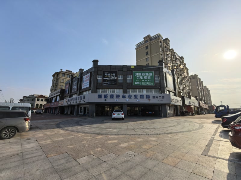 好运转(王江泾汽修店)王江泾省道路口正拐角汽修店出租或转让