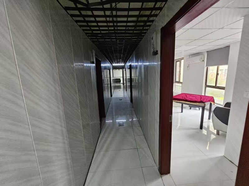 好运转（老地方棋牌茶室）大型小区门口旁350㎡棋牌室转让，房租6.4万/年