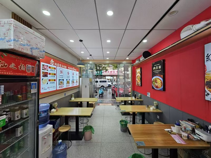 好运转（念乡重庆面馆）毛衫工业重镇餐饮专区纯一层40㎡小吃店转让