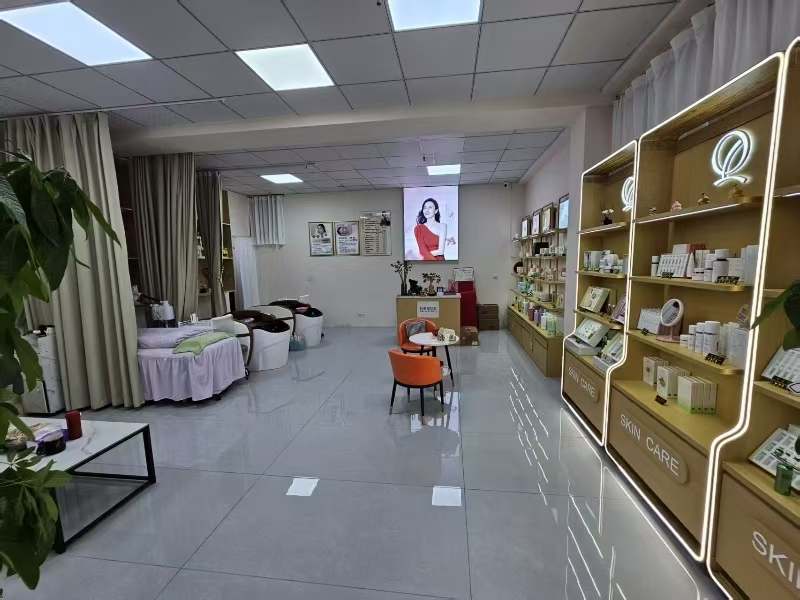 好运转（本源诗.轻素栖花里）毛衫工业重镇纯一层精装修50㎡美容养生馆转让