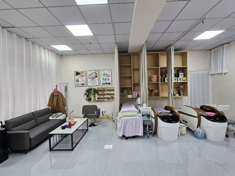 好运转（本源诗.轻素栖花里）毛衫工业重镇纯一层精装修50㎡美容养生馆转让