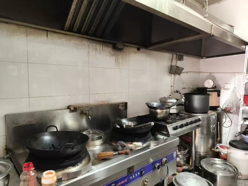 好运转(云南砂锅米线)桐乡商业街米线店1.5万转让