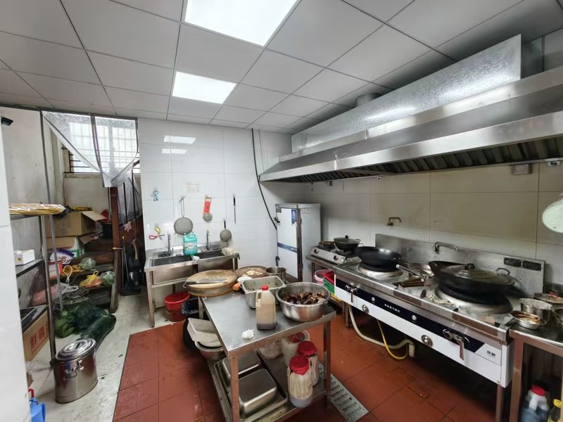 好运转(一日三餐)四周成熟小区覆盖餐饮街.上下两层108平快餐店转让