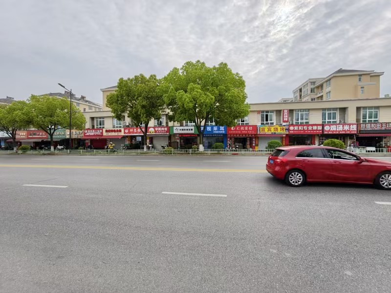 好运转（小九烧烤）纯一层115㎡烧烤店转让、火爆营业中