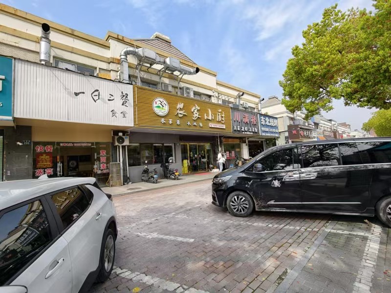 好运转(一日三餐)四周成熟小区覆盖餐饮街.上下两层108平快餐店转让