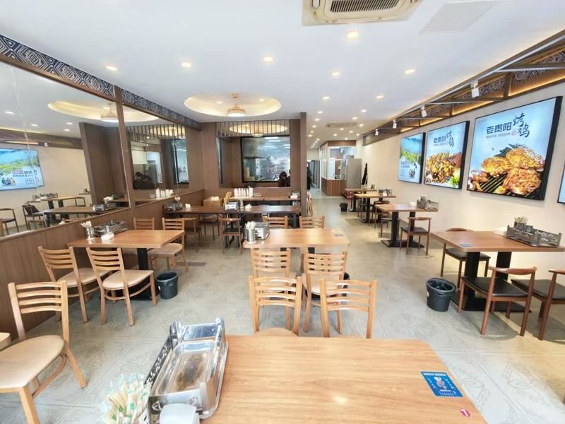 好运转（小九烧烤）纯一层115㎡烧烤店转让、火爆营业中