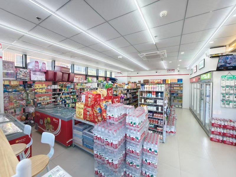 好运转(左邻右舍)双开间纯一层72㎡超市便利店转让,口粮证15档