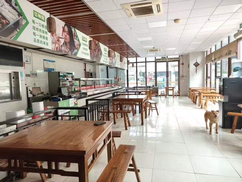 好运转(亿林居餐厅)秀洲区洪合星港汇开了十多年的快餐店