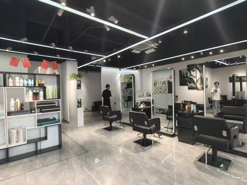 好运转（理享造型）平湖小区门口第三家理发店转让