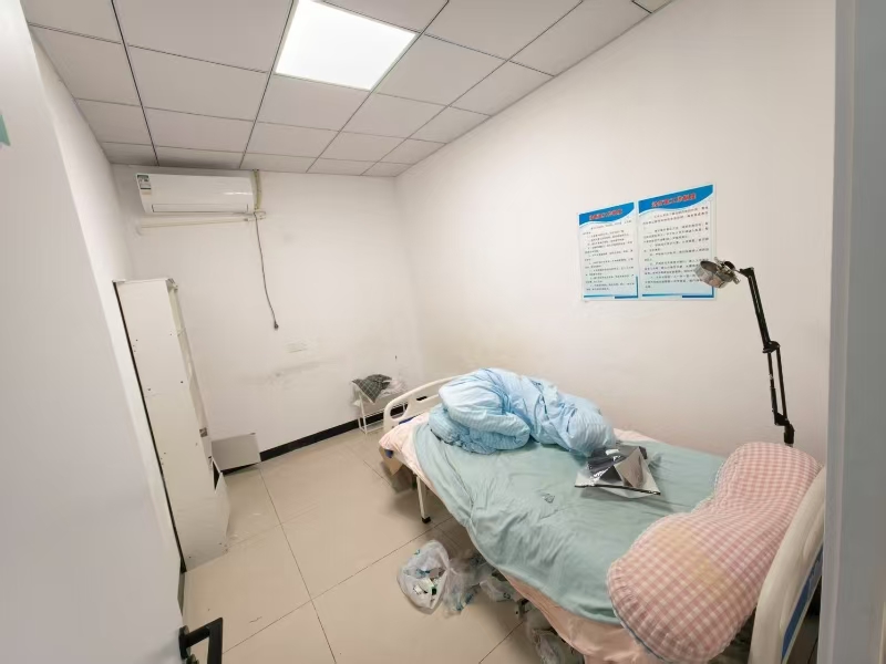 好运转（友合诊所）纯一层3间246㎡诊所转让、可空店转让