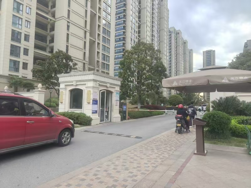 好运转（理享造型）平湖小区门口第三家理发店转让