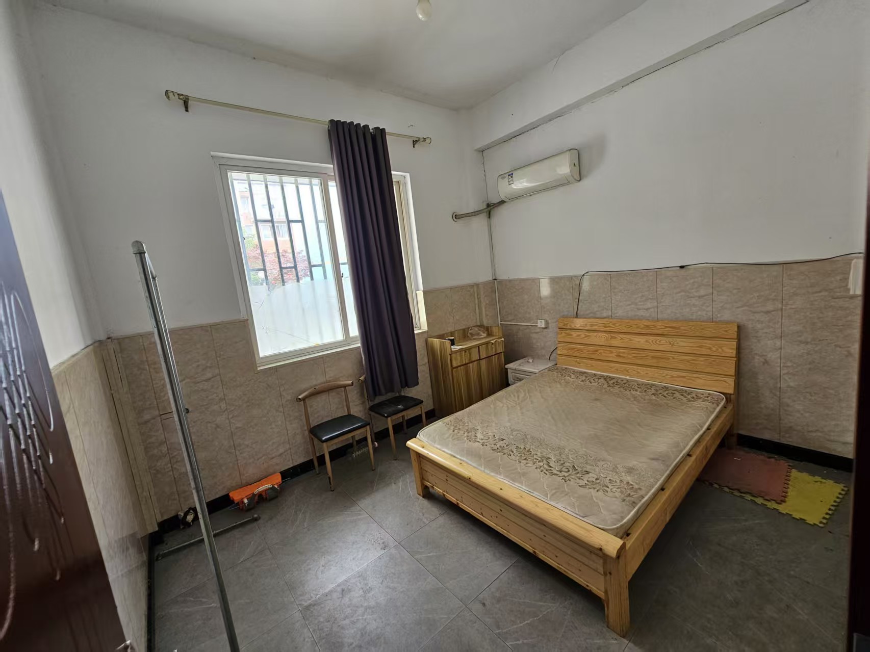 好运转(小蚂蚁人才市场)桐乡蕞大小区主街纯一层3间120㎡空店急转