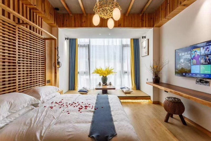 好运转（源壹.艺术民宿）5A景区附近16间客房 &nbsp;民宿出租 、1楼是餐厅+后花园