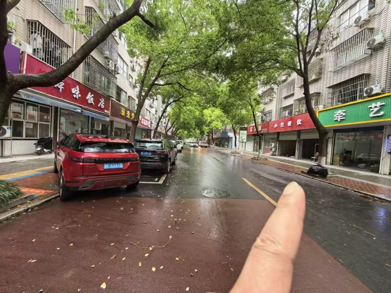 好运转(小竹餐饮)桐乡市振华小区主街餐旺铺出租