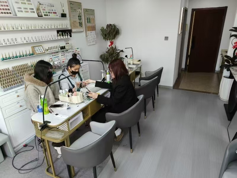 ㊗️恭喜【如画美甲美睫】合作10,成功转出成交,祝老板娘顺风顺水、四季发财!㊗️