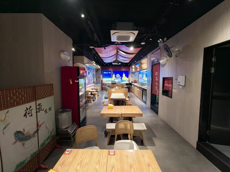 好运转（柏记水饺）多栋大型写字楼底商纯一层92㎡饺子馆转让