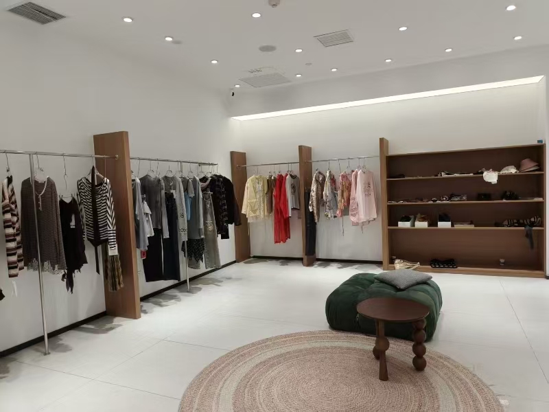 好运转（GUOBEAUTY）海宁银泰城女装店转让