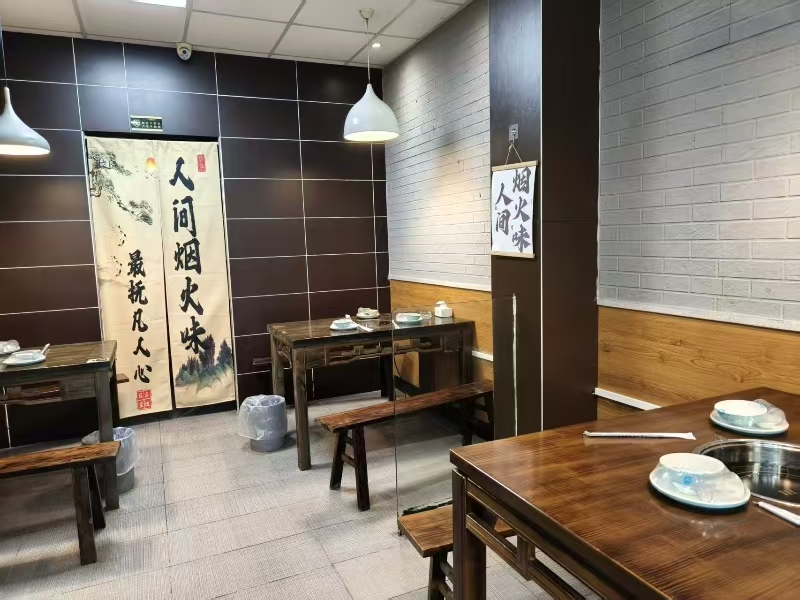 好运转（飞翔干锅虾餐饮店）海宁袁花蜜雪冰城旁餐饮店转让