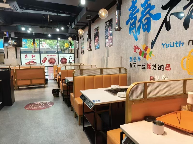 好运转（小葡萄烤肉铺子）杭州富阳拐角旁餐饮店转让