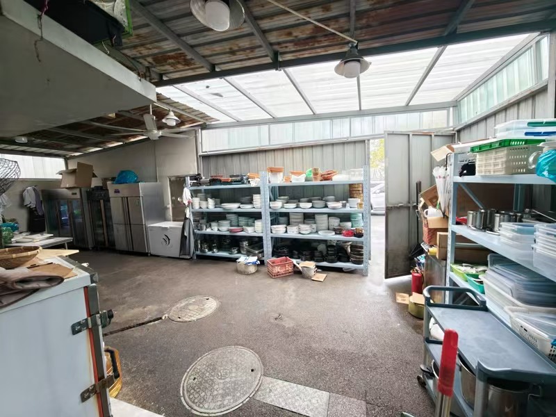 好运转（万家小厨私房菜）工业重镇、大型夜市附近、纯一层6间餐饮旺铺转让