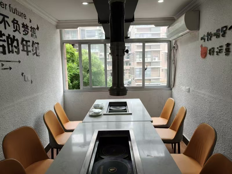 好运转（小葡萄烤肉铺子）杭州富阳拐角旁餐饮店转让